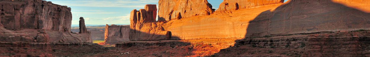 Desert landscape showing arches and cliffs