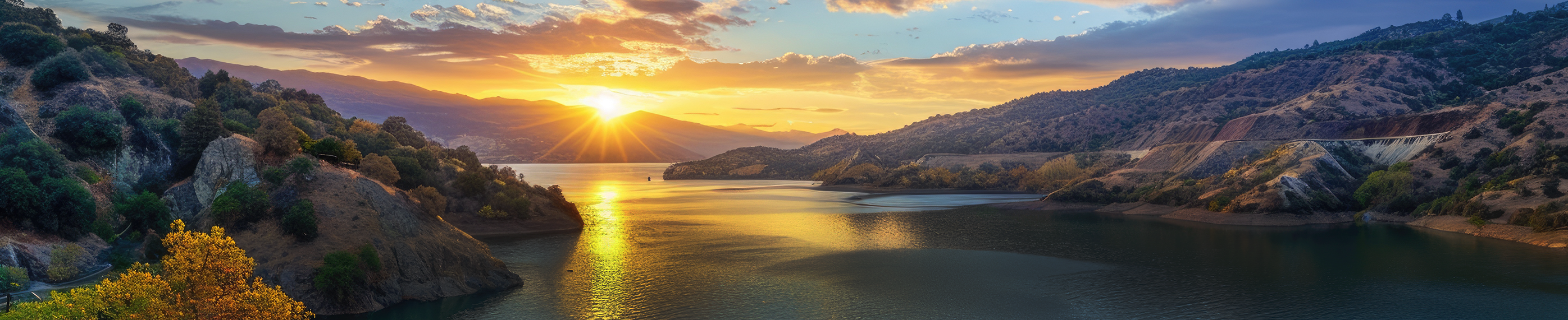 landscape of Lake Berryessa